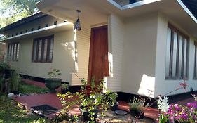 Acmi Villa